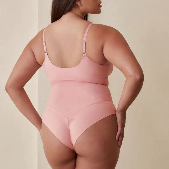 Pinsy Shapewear Bodysuit Spaghetti VNeck Cheeky Pink Hourglass NWT - Picture 3 of 15